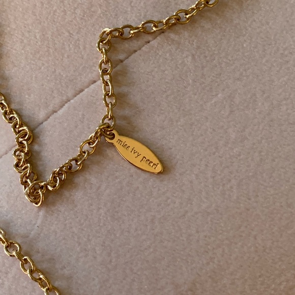 New Miss Ivy Pearl Five-Tassel Necklace - Picture 5 of 5